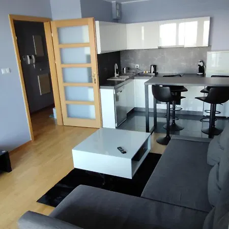 Sea Towers Apartment *